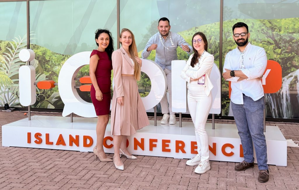 OpiniQ at Island Conference (i-Con)